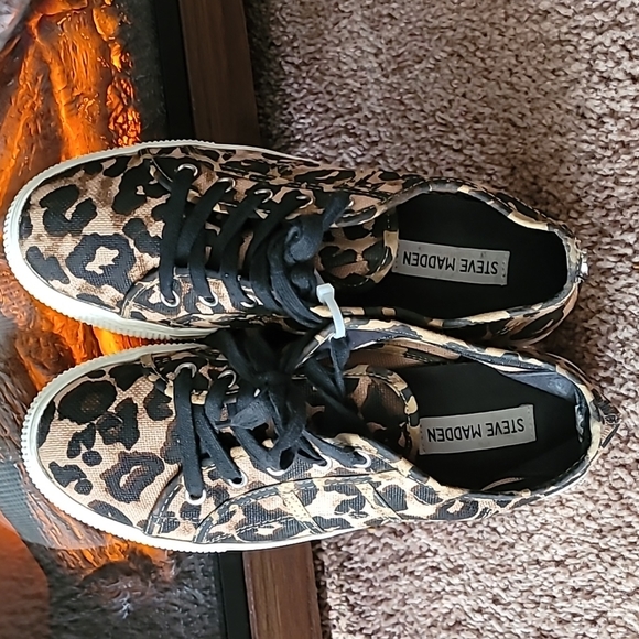 STEVE Madden cheetah sneakers Steve Madden cheetah platform sneakers leopard - Picture 13 of 14